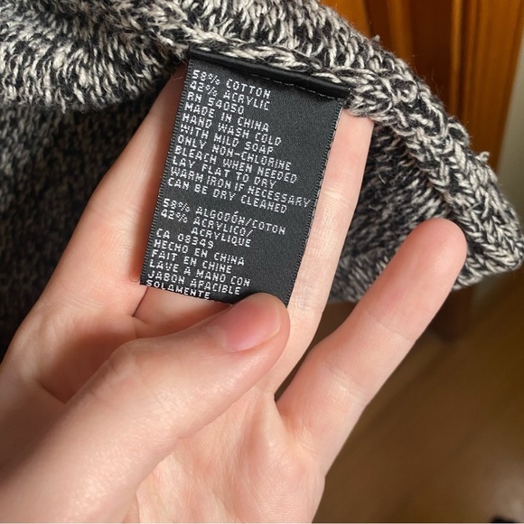 Kasper Essential Sportwear Short Sleeved Knit Cardigan with Collar Buttons - Picture 6 of 8